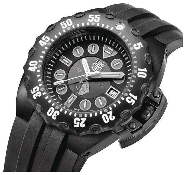 Luminox L-1526 wrist watches for men - 2 image, picture, photo