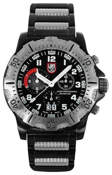 Luminox L-8352 wrist watches for men - 1 photo, image, picture